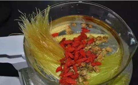 枸杞和玉米须能一起泡水喝吗